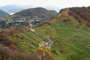 66 Vista su Salmezza con Selvino in secondo piano